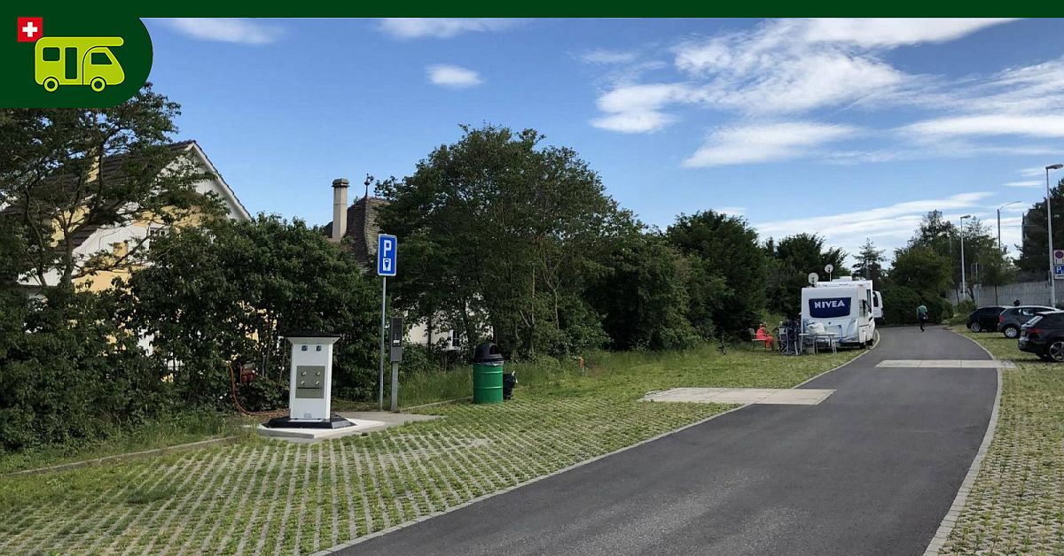 Aire de camping-car Falaises - Neuenburg